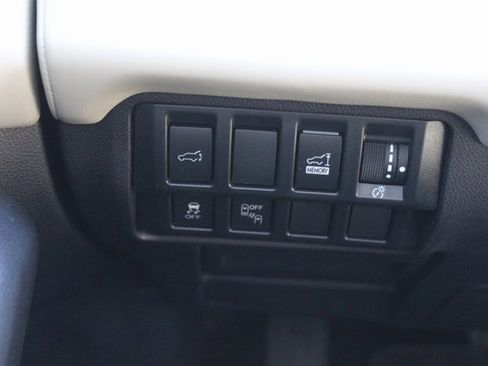 Used 2019 Subaru Ascent Limited w/ Popular Package #2 image 28