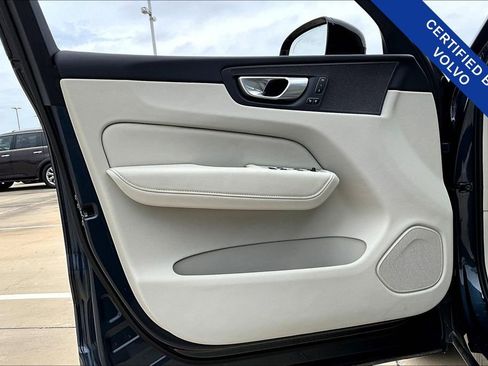 Used 2024 Volvo XC60 T8 Plus w/ Protection Package Premier image 24