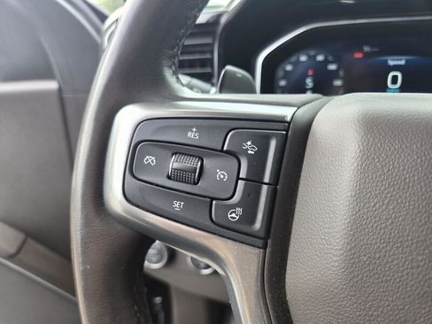 Used 2022 Chevrolet Silverado 1500 LTZ AWD/4WD image 11