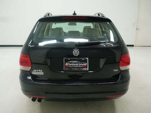 Used 2014 Volkswagen Jetta TDI FWD image 4