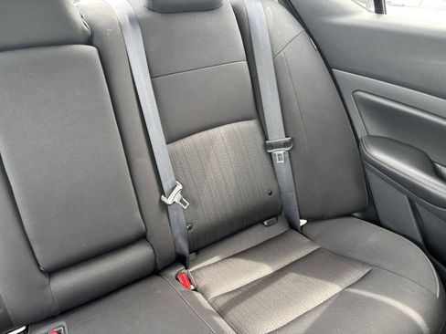 Used 2025 Nissan Altima 2.5 SV FWD image 37