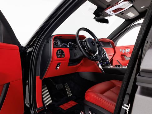 Used 2022 Rolls-Royce Cullinan image 5