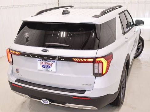 New 2026 Ford Explorer Active w/ Active Comfort Package AWD/4WD image 37