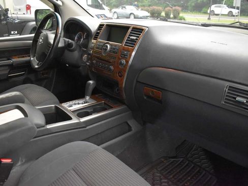 Used 2010 Nissan Armada SE AWD/4WD image 24