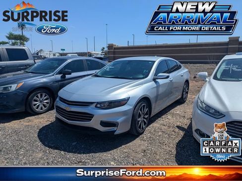 Used 2018 Chevrolet Malibu LT FWD image 1
