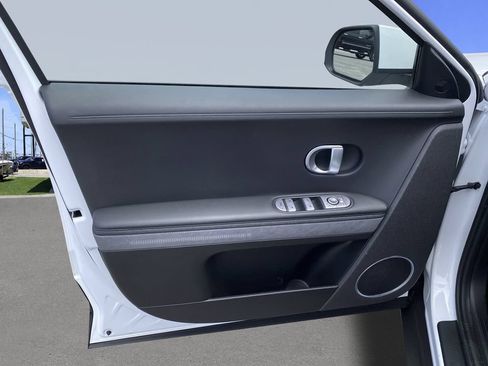 Certified 2023 Hyundai Ioniq 5 SEL w/ Cargo Package RWD image 17