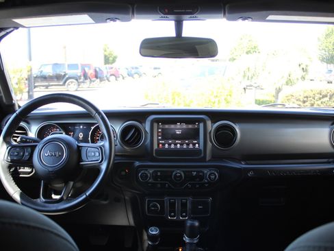 Used 2018 Jeep Wrangler Sport AWD/4WD image 24