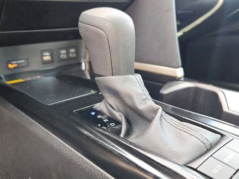 Used 2025 Toyota Camry LE image 19