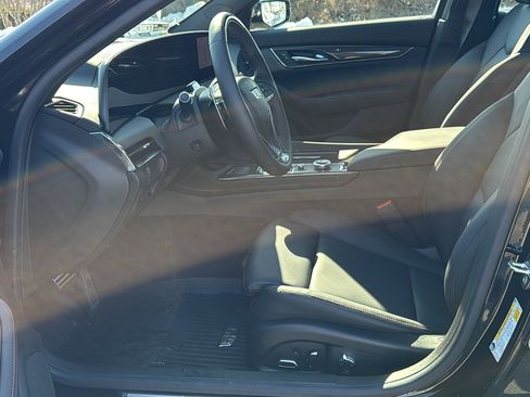 New 2026 Cadillac CT5 V image 8