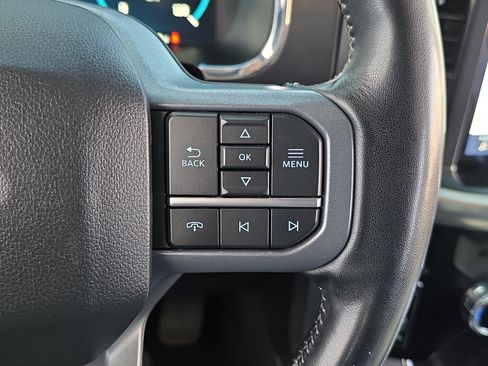 Used 2023 Ford F150 Lariat w/ Equipment Group 502A High AWD/4WD image 18