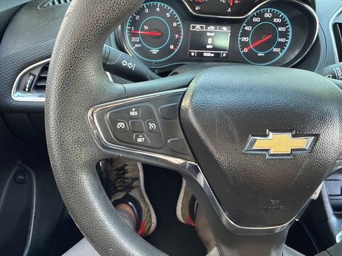 Used 2016 Chevrolet Cruze LT FWD image 32