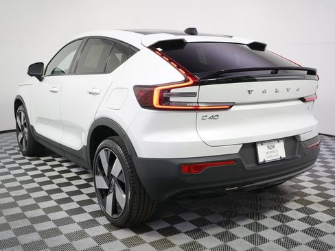 Used 2023 Volvo C40 P8 Recharge Ultimate AWD/4WD image 4
