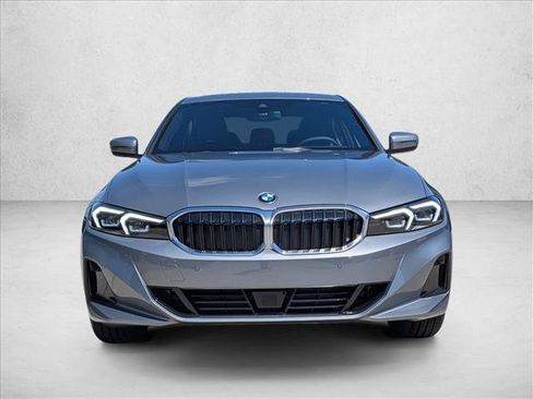 Used 2026 BMW 330i xDrive Sedan w/ Premium Package AWD/4WD image 5
