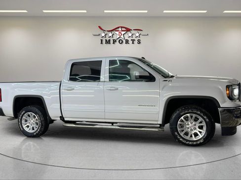 Used 2017 GMC Sierra 1500 SLE w/ SLE Value Package image 6
