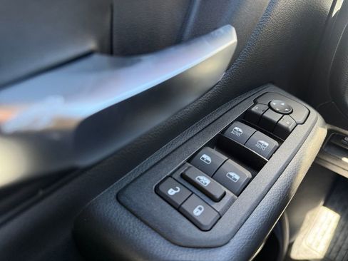 New 2026 RAM 1500 Classic Warlock AWD/4WD image 28