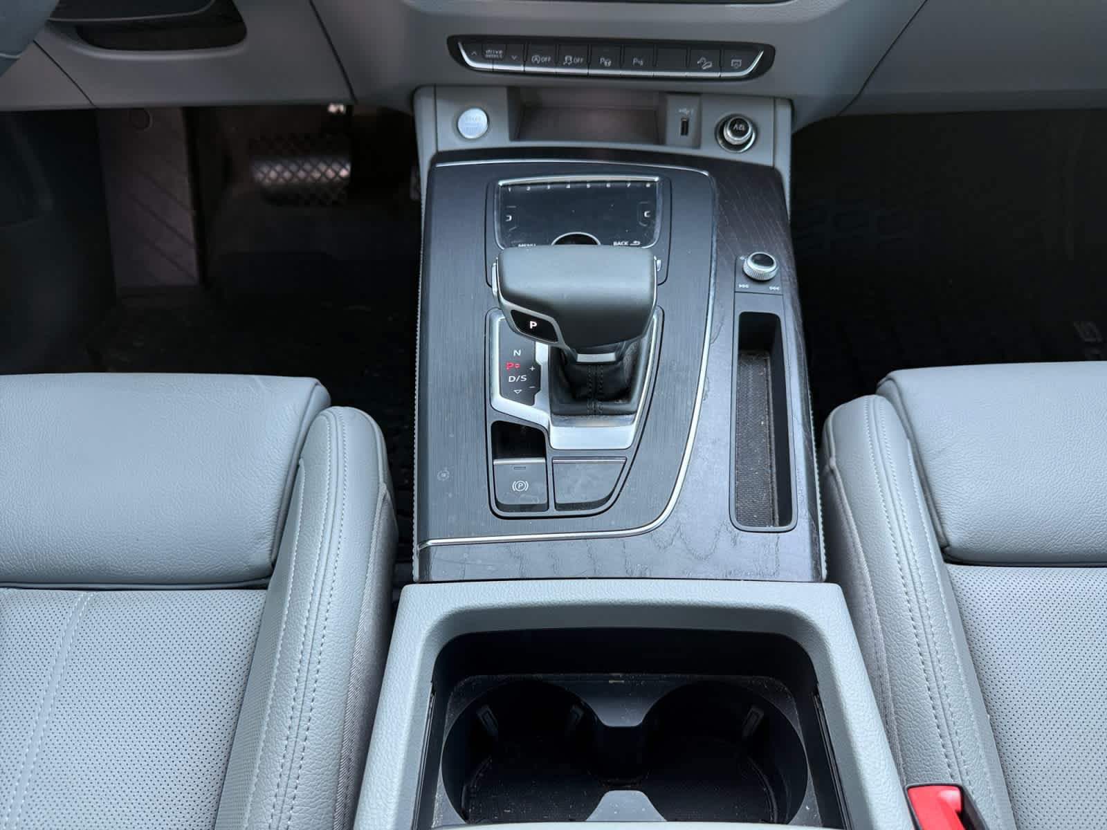 Used 2020 Audi Q5 Prestige w/ Prestige Package AWD/4WD image 18