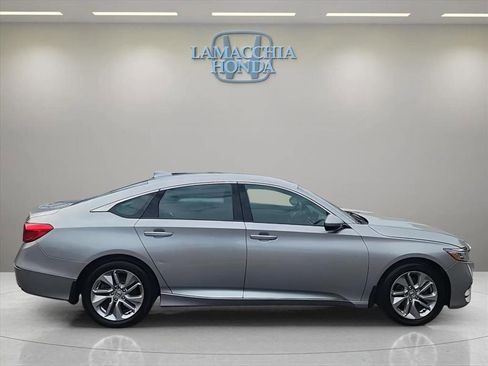 Used 2020 Honda Accord LX image 6