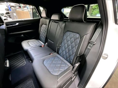 New 2026 Volkswagen Atlas Cross Sport SEL Premium R-Line image 12