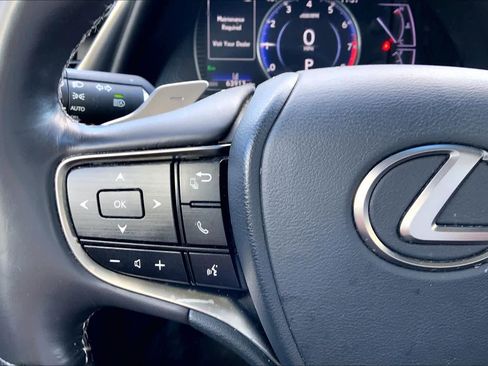 Used 2019 Lexus ES 350 w/ Luxury Package image 23