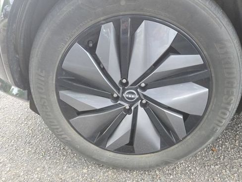 Certified 2023 Nissan Ariya AWD image 9