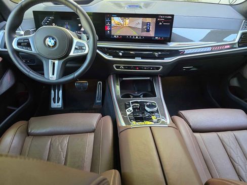 Used 2025 BMW X5 M60i AWD/4WD image 17