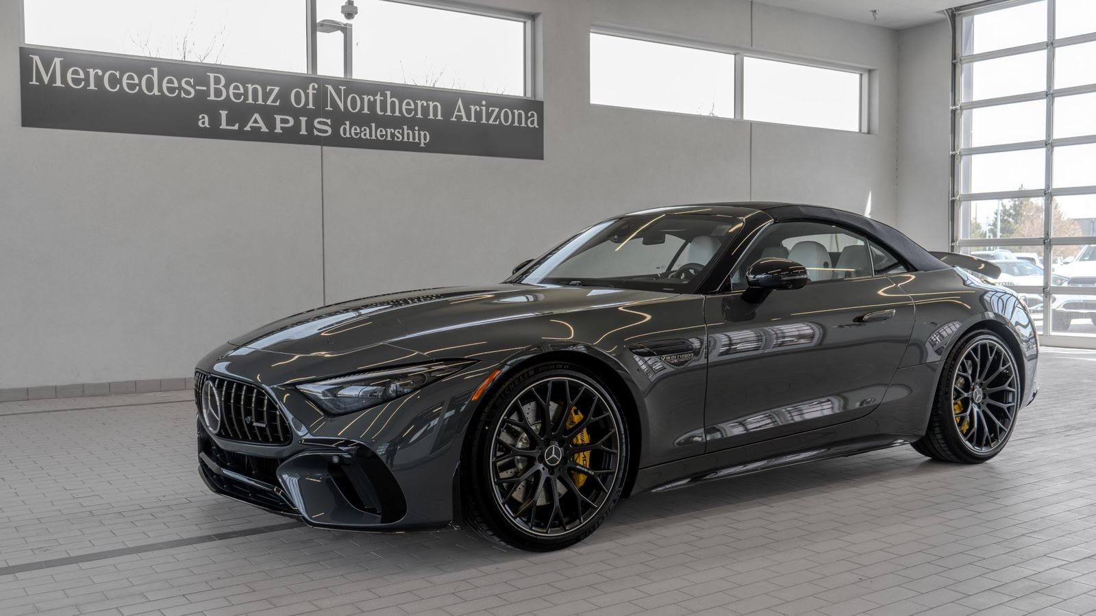 Used 2026 Mercedes-Benz SL 63 AMG 4MATIC image 3