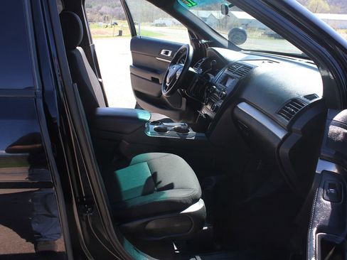 Used 2016 Ford Explorer 4WD Police Interceptor image 29