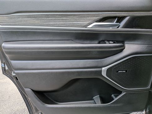 Used 2022 Jeep Wagoneer Series II w/ Premium Group I image 31