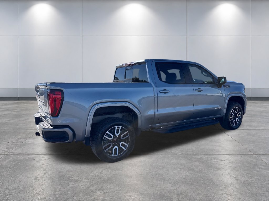 Used 2025 GMC Sierra 1500 AT4 w/ AT4 Premium Package AWD/4WD image 5