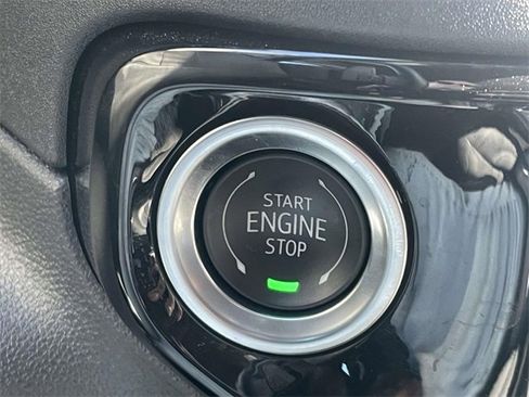 Used 2025 Chevrolet Silverado 1500 RST image 22