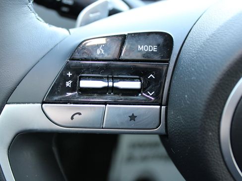 Used 2024 Hyundai Tucson Limited image 21