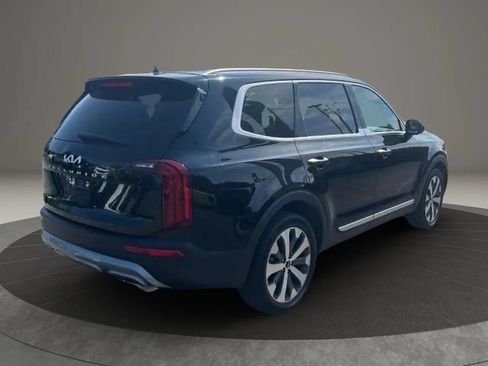 Used 2022 Kia Telluride S AWD/4WD image 5