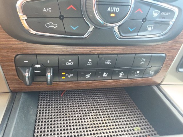 Used 2013 RAM 1500 Laramie w/ Convenience Group AWD/4WD image 13