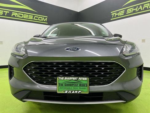 Used 2022 Ford Escape SE AWD/4WD image 3