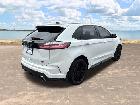 Used 2022 Ford Edge ST w/ Equipment Group 401A image 5