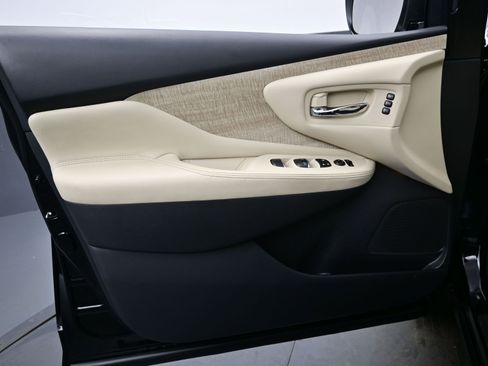Used 2024 Nissan Murano SL AWD/4WD image 12