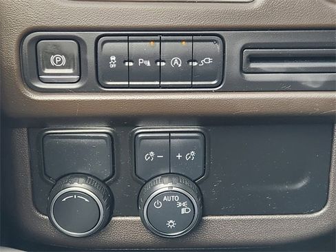 Used 2021 Chevrolet Tahoe LT image 22