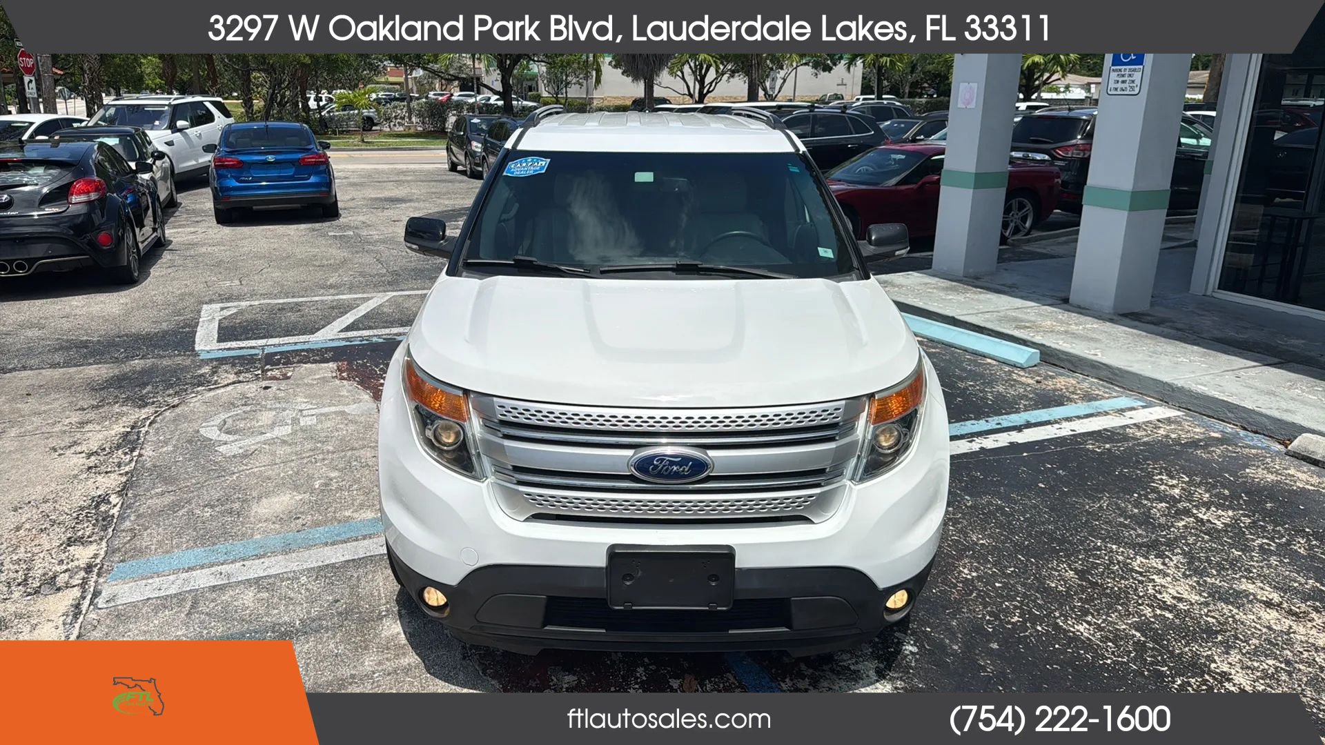 Used 2015 Ford Explorer XLT w/ Equipment Group 201B FWD image 4