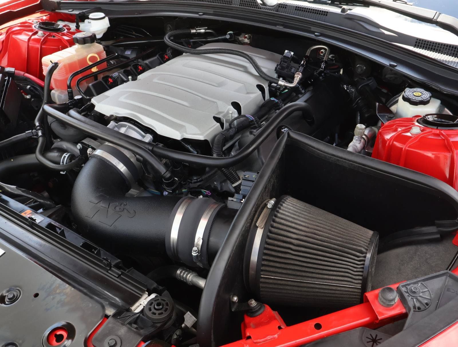 Used 2018 Chevrolet Camaro SS RWD image 14