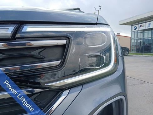 Used 2024 Volkswagen Atlas SE w/ Black Wheel Package image 4