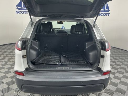 Used 2020 Jeep Cherokee Latitude Plus image 20