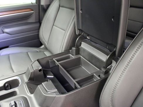 Used 2025 GMC Sierra 2500 Denali image 23