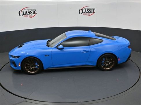 Used 2024 Ford Mustang GT Premium image 16