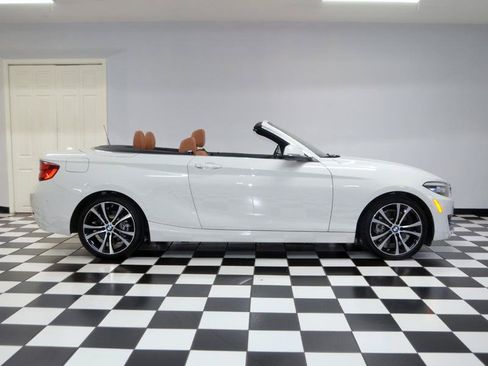 Used 2020 BMW 230i xDrive Convertible w/ Convenience Package AWD/4WD image 11