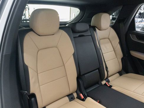 New 2026 Porsche Cayenne AWD/4WD image 26