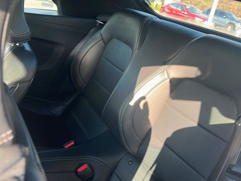 Used 2025 Ford Mustang Premium image 11