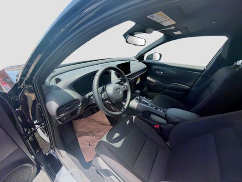 New 2027 Honda HR-V Sport image 9