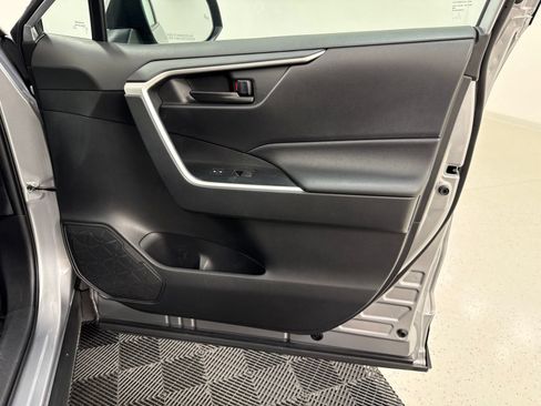 Used 2020 Toyota RAV4 LE w/ All Weather Liner Package AWD/4WD image 30