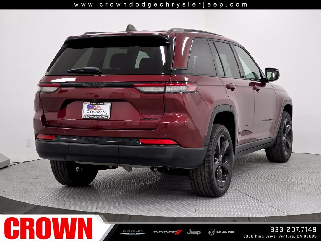 Used 2024 Jeep Grand Cherokee Limited w/ Black Appearance Package RWD image 7