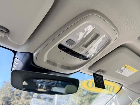 Certified 2024 Volvo XC60 T8 Plus w/ Protection Package Premier image 25